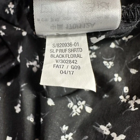 Old Navy Size X Large Black White Floral Cap Sleeve Ruffle Button Shirt Dress - Picture 9 of 9